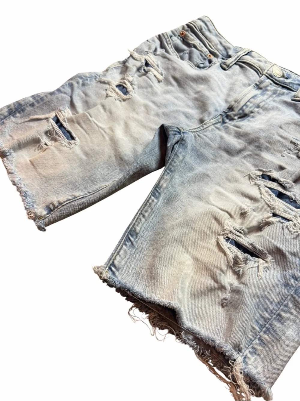 American Eagle Outfitters Men's 31 Light Wash Distressed Denim Jean Shorts